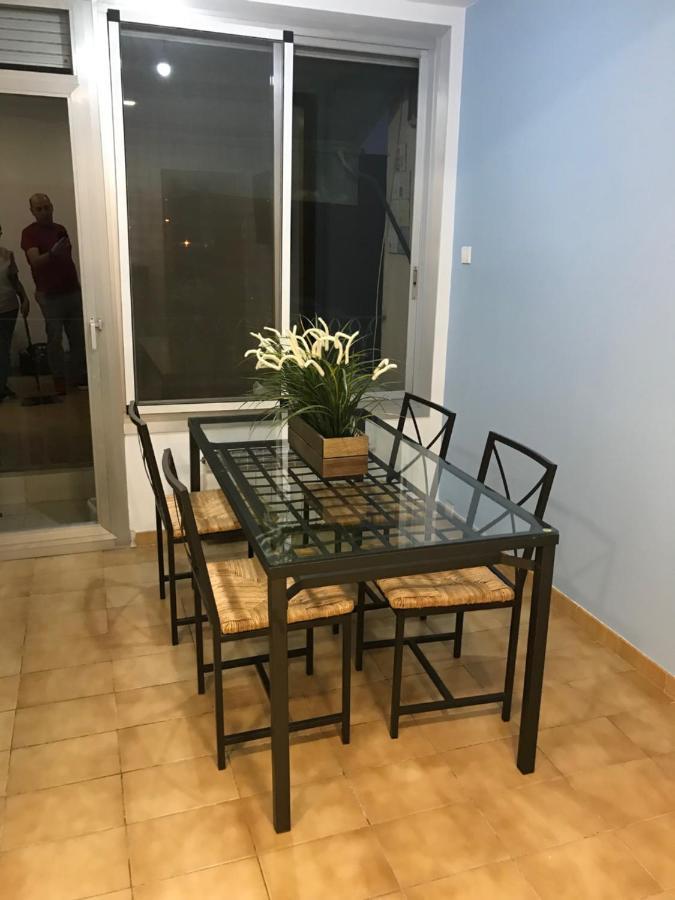 Apartamento Piso céntrico con Parking a 20min de Barcelona Terrassa Exterior foto